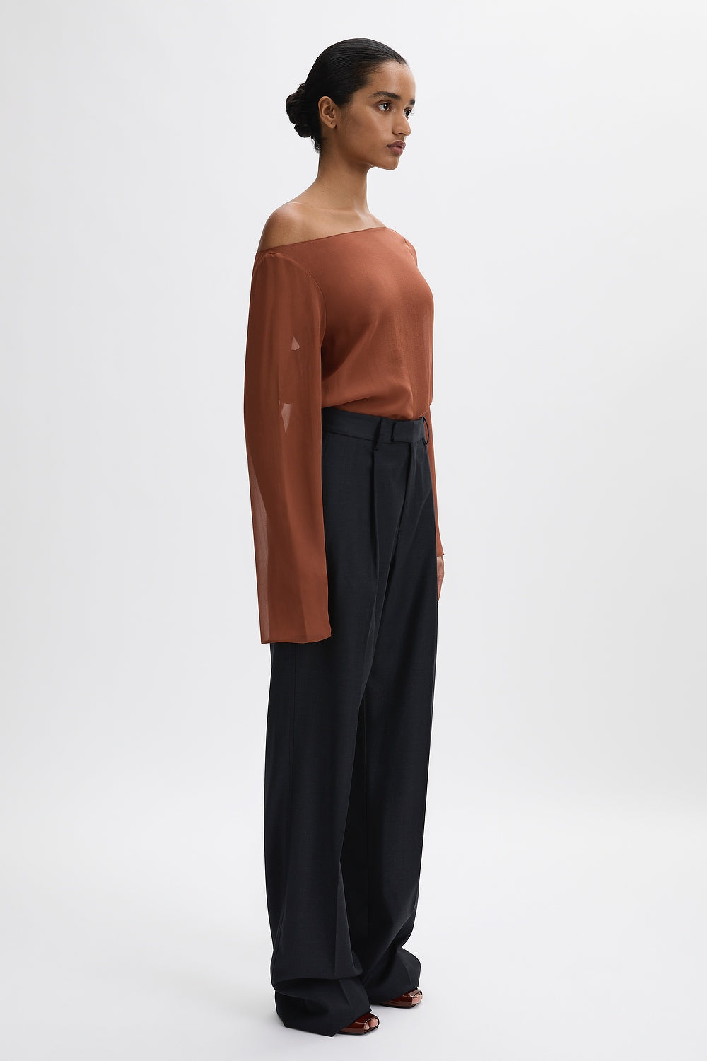 Nicola Trouser