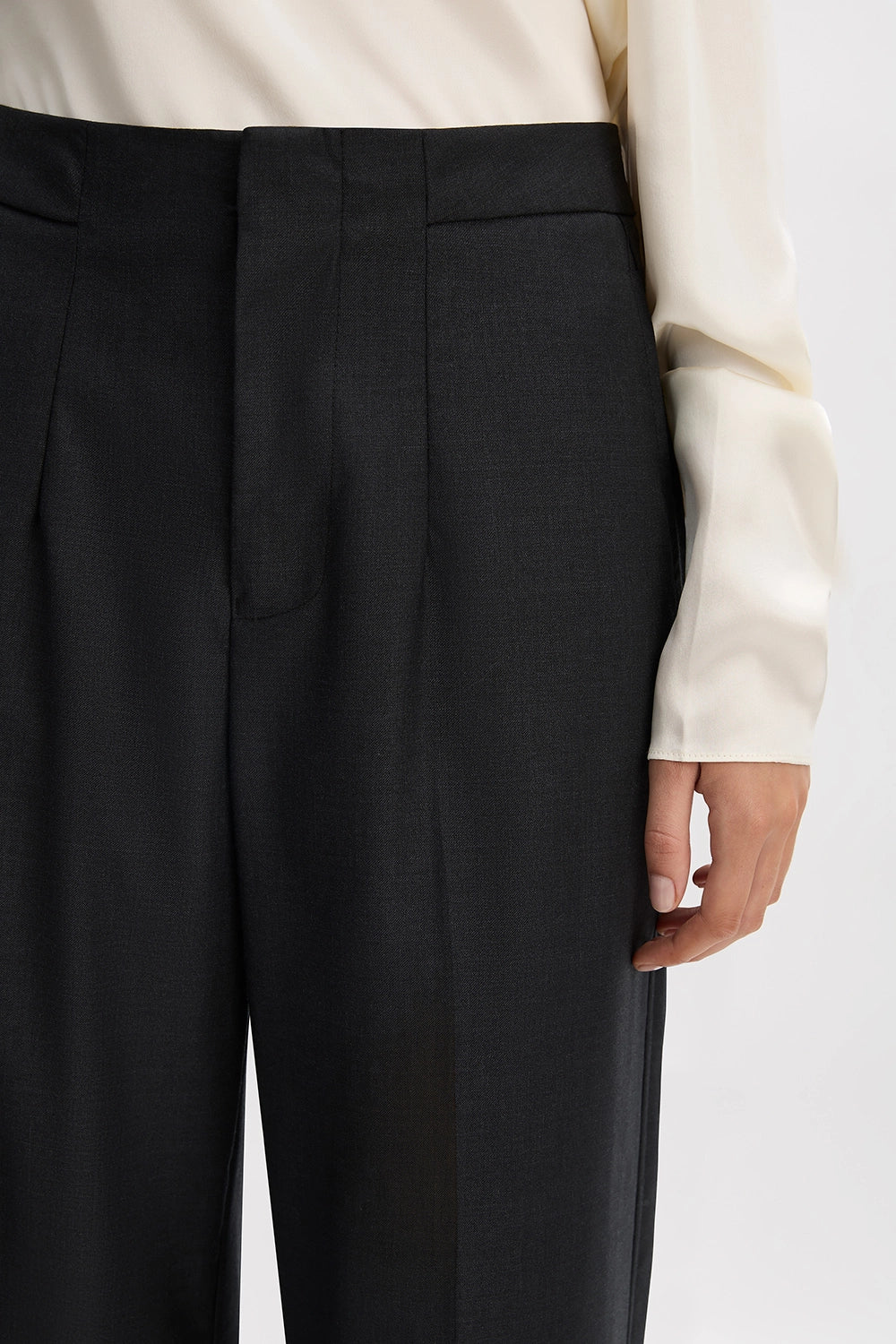 Relaxed Tailored Trouser