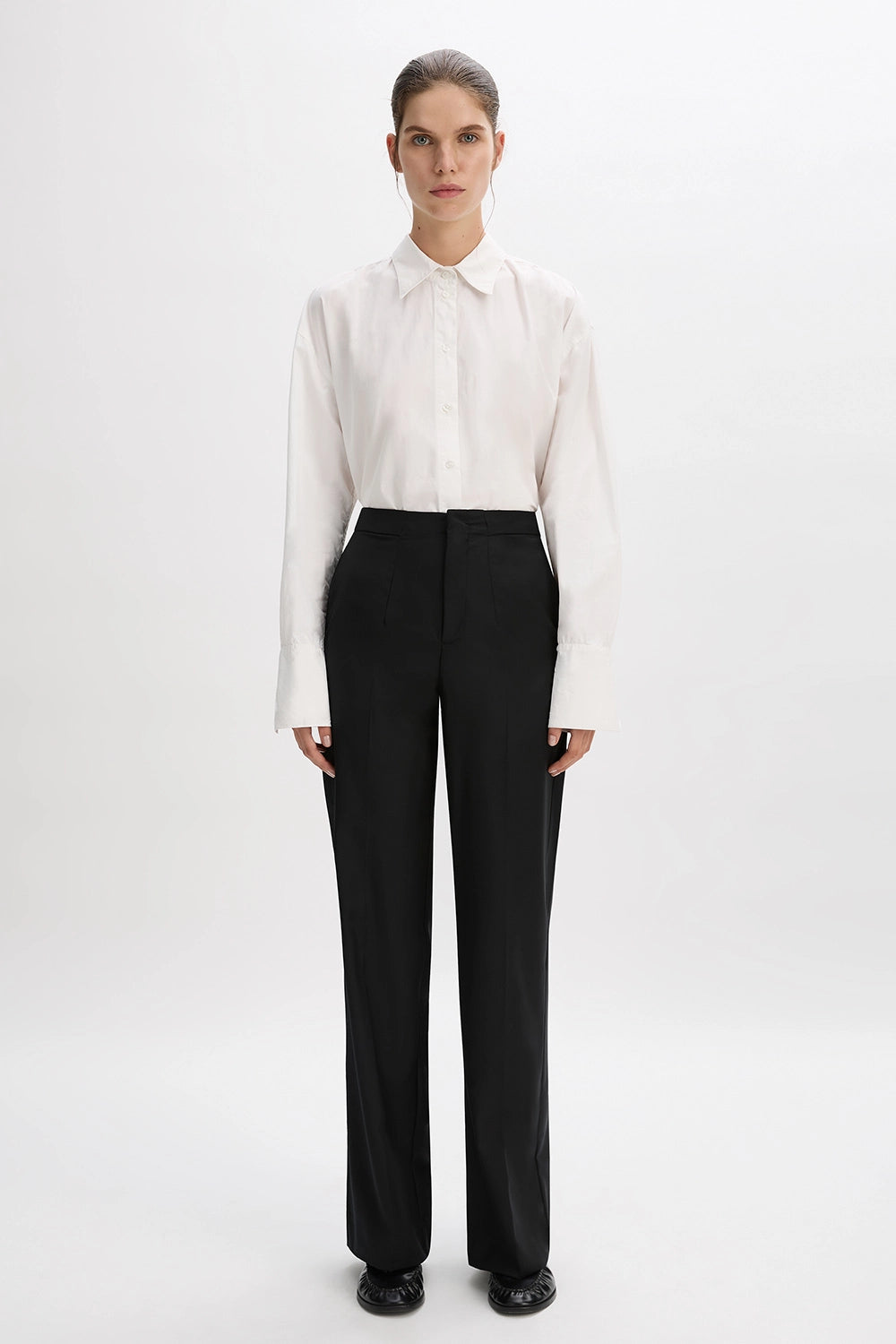 Relaxed Tailored Trouser