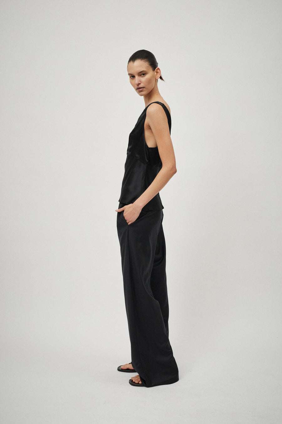 Wool Elastic Waist Pant
