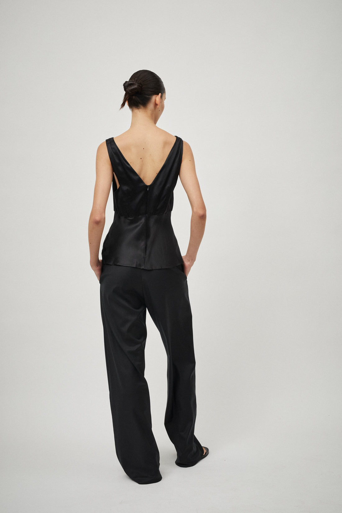 Wool Elastic Waist Pant