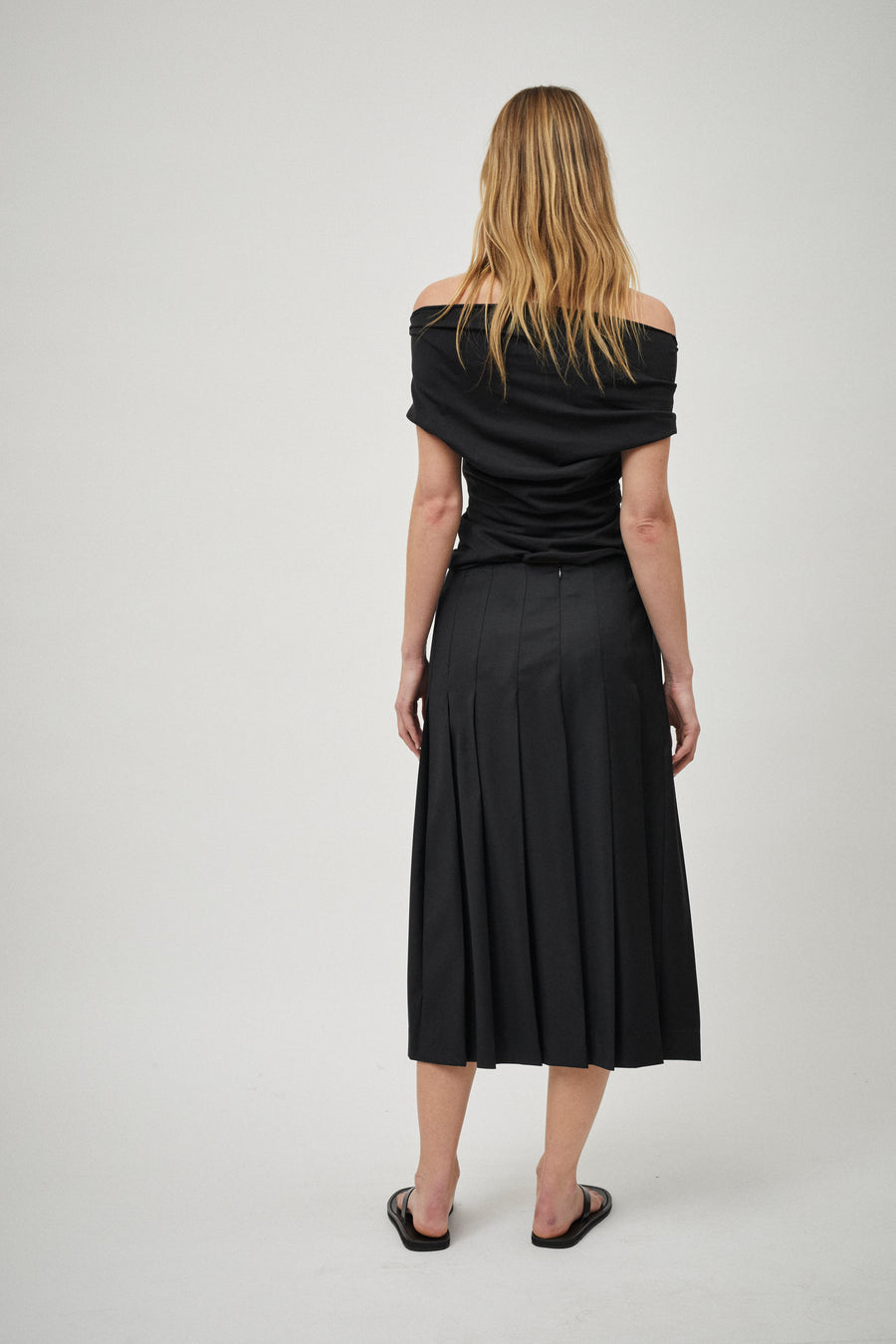 Wool Pleat Skirt
