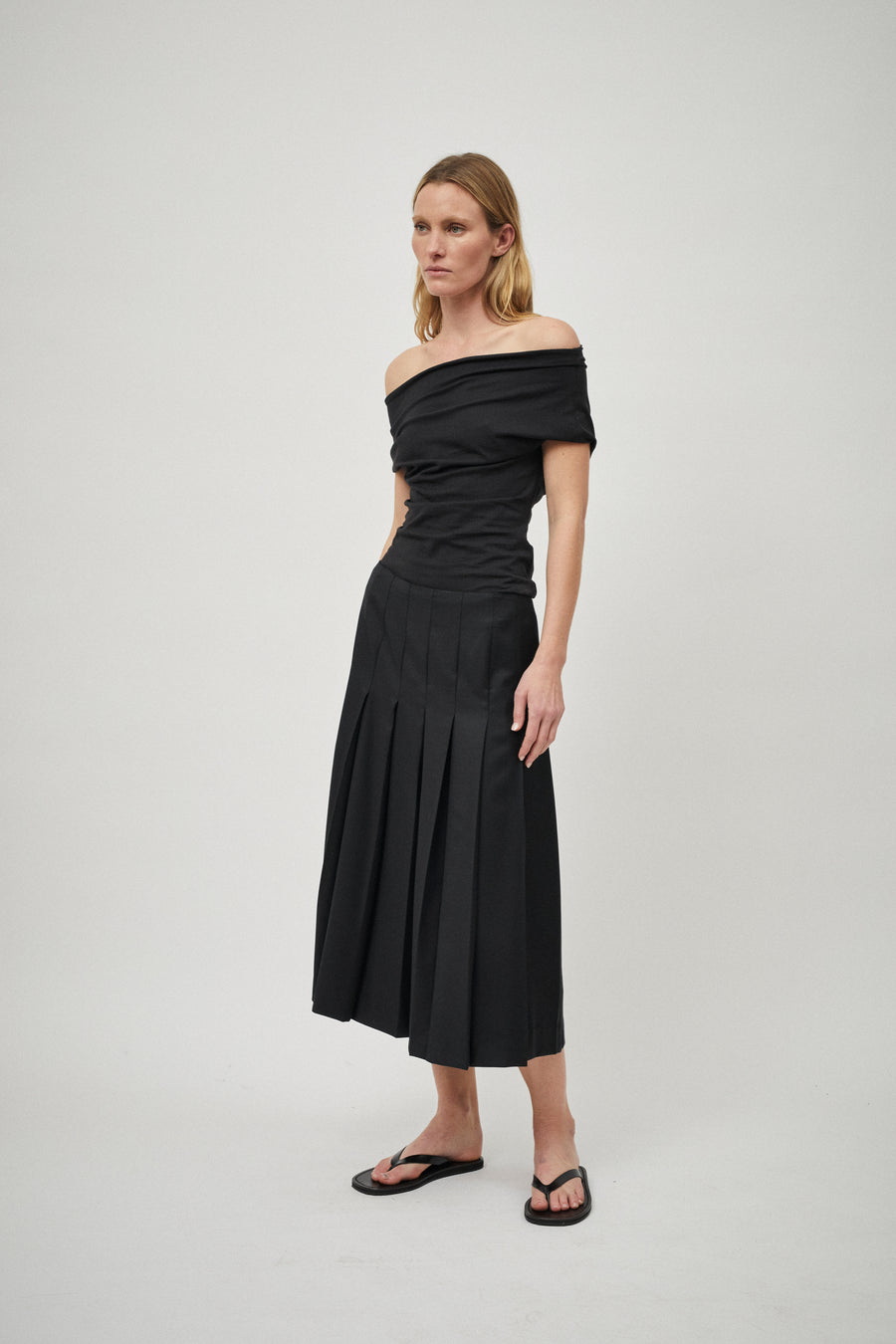 Wool Pleat Skirt