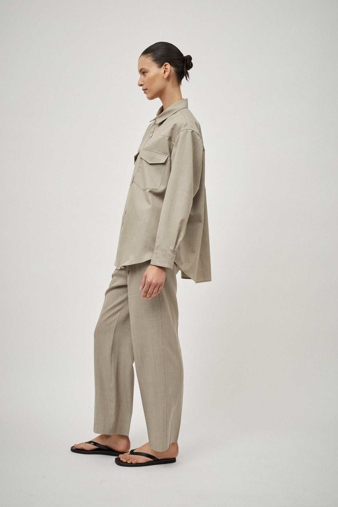 Relaxed Pleat Trouser