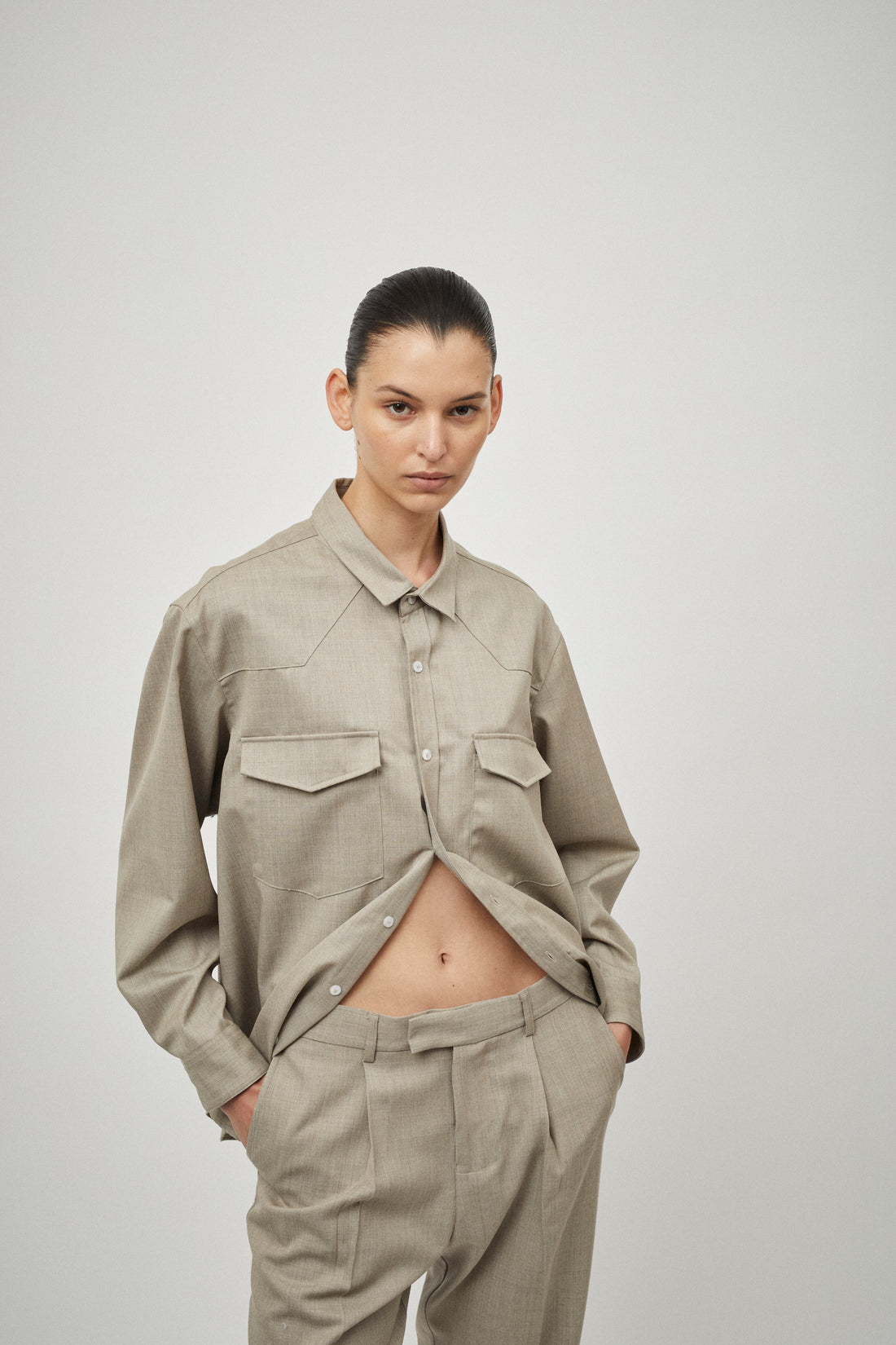 Relaxed Pleat Trouser