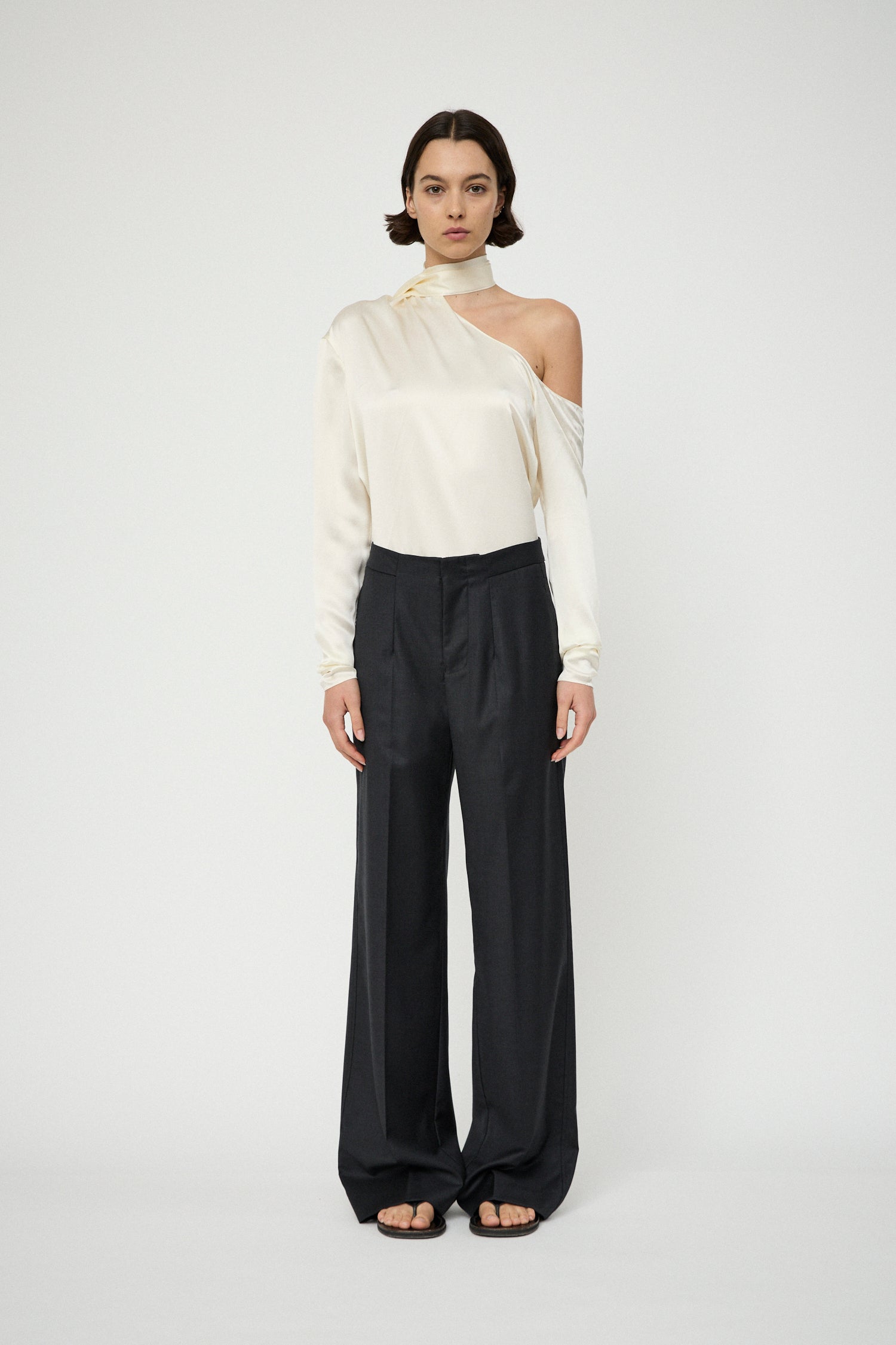 Relaxed Tailored Trouser